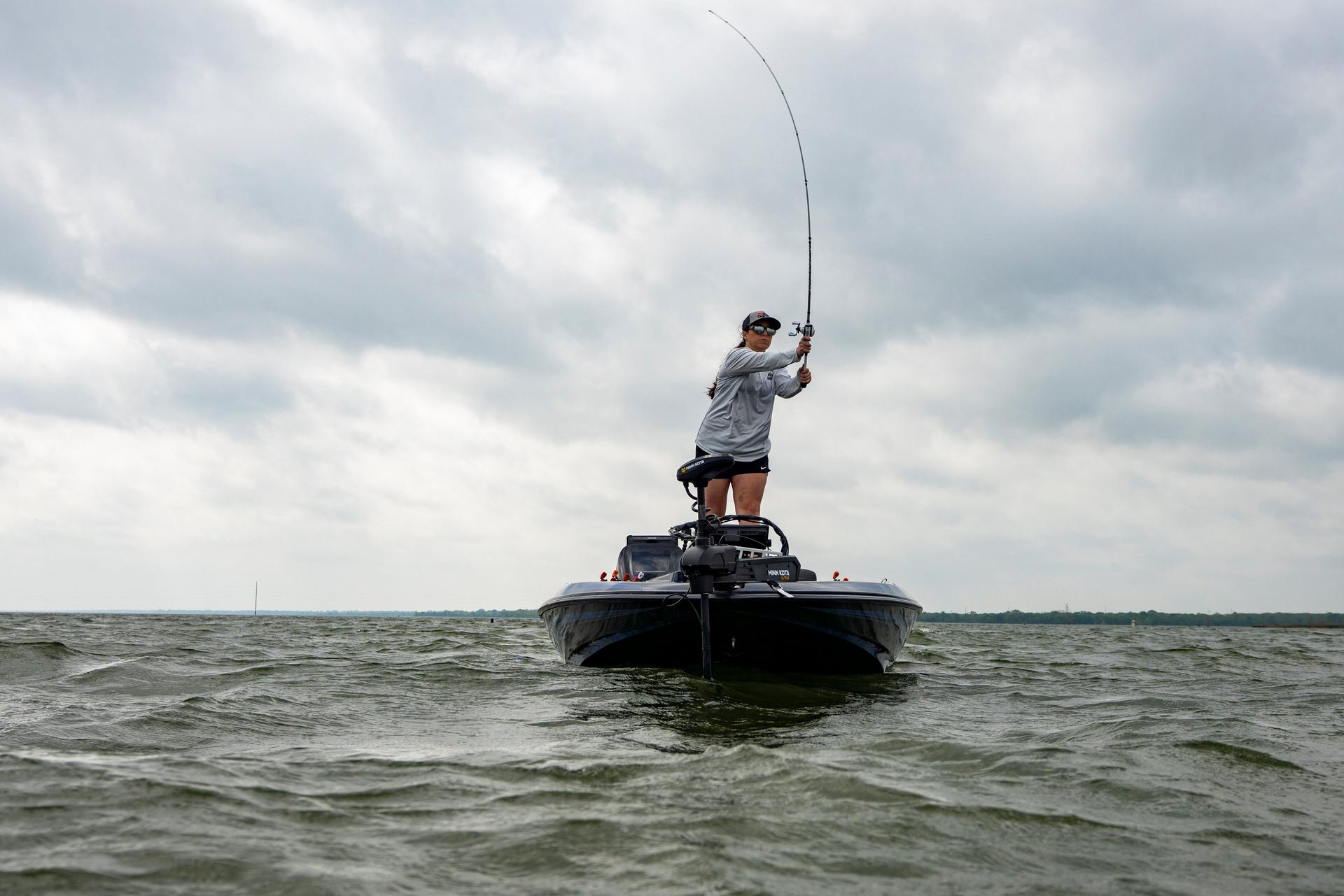Max Pro Baitcast Combo | Abu Garcia®